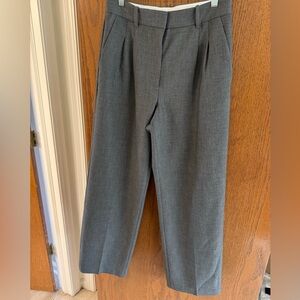 Aritzia Effortless Pants in Gray
